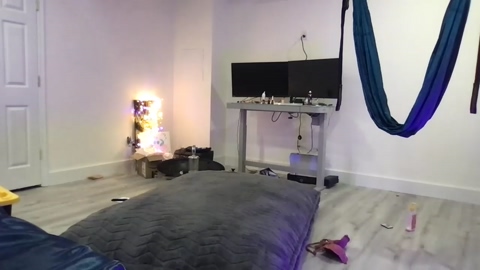 piercedmilf1987  25-11-2022